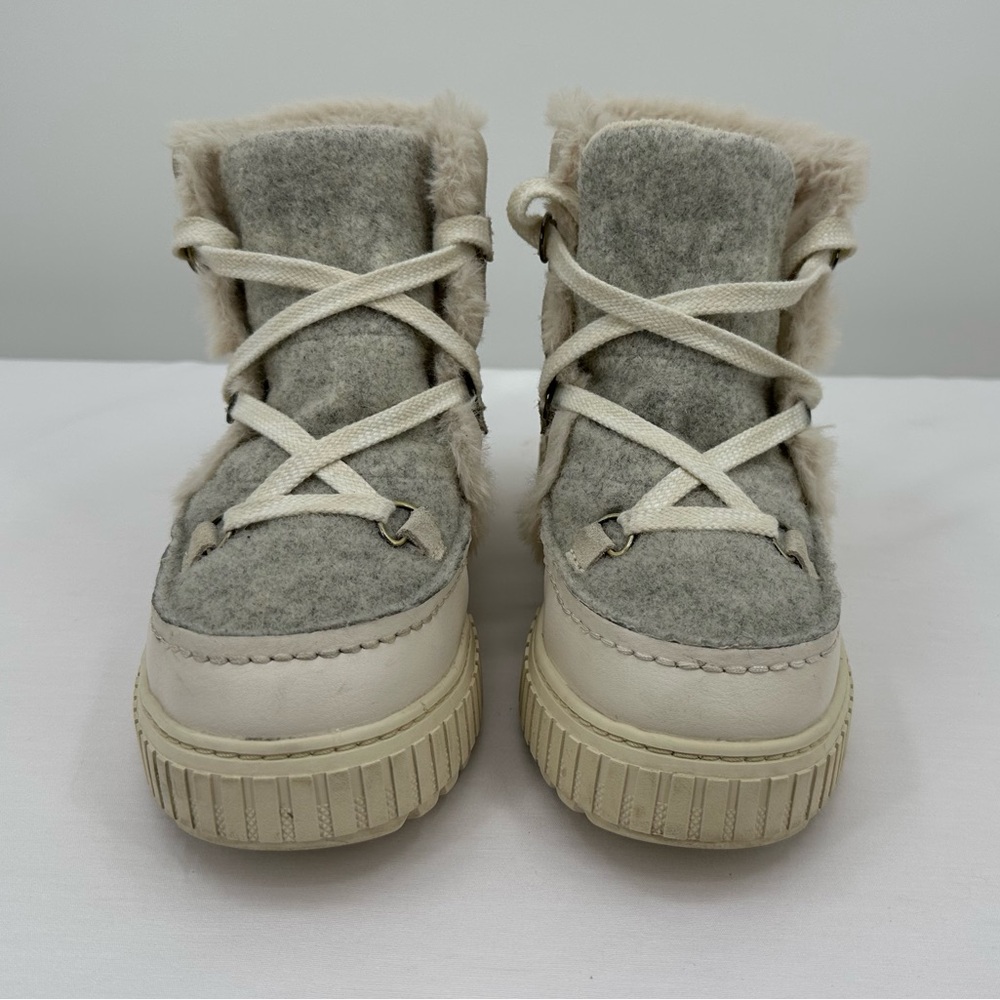 Sorel Gray and Cream Boots